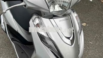 Honda Lead 125cc Bạc Posche