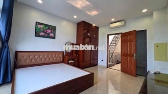 Nhà MTKD kênh tân hoá.DT:4m X 22m trệt 4Lầu 7PN 7WC 5 máy lạnh