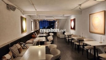 Sang nhà hàng trước chợ Bến Thành, giá 350tr đã gồm cọc