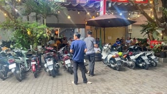 không người quản lý mặt bằng. quán caffe lý thường kiệt quận 10