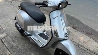 Piaggio Vespa Sprint 125cc Bạc Posche