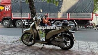 Honda SH Mode Vàng kem Xe tay ga