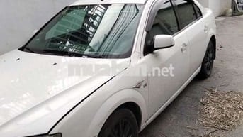 Ford Mondeo 2003 Trắng