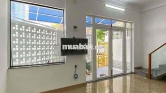 NHÀ MỚI SÁT PHẠM VĂN ĐỒNG 2PN,2WC