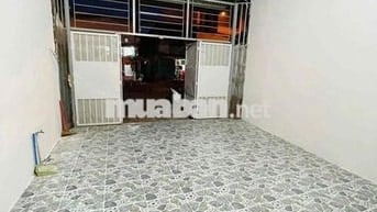 Nhà rộng 5x30 đậu oto Gần Chợ  Cầu Ván