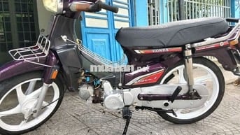 Honda Dream II Tím