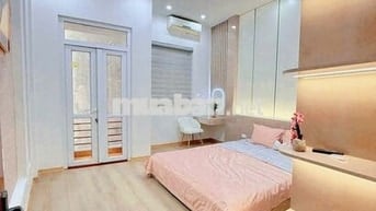 Cầu Giấy - Căn nhà  phù hợp GĐ cần nhiều phòng ngủ. Giá chỉ 14.x tỷ