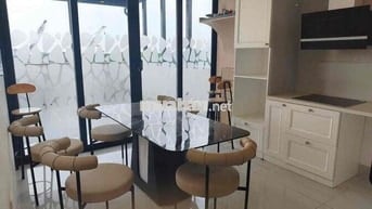 CHO THUÊ CĂN HỘ KHÉP KÍN PHỐ NGỌC THUỴ - Ô TÔ TRÁNH -NỘI THẤT ĐẦY ĐỦ