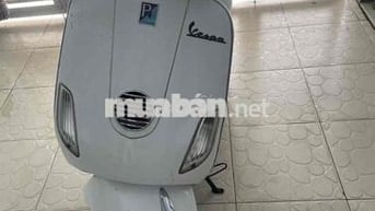 Piaggio Vespa 2010 Trắng