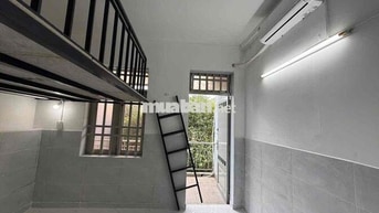 CHO THUÊ PHÒNG GÁC BAN CÔNG CÓ MÁY LẠNH GẦN AEON TÂN PHÚ