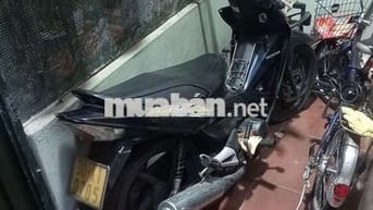 Honda Wave RSX 100 Đen Nữ