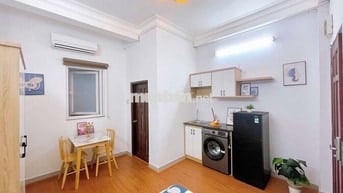GẦN VHU ĐẦY ĐỦ NỘI THẤT CÓ MÁY GIẶT CỬA SỔ