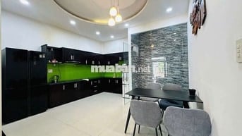 Nhà 3 tầng trung tâm Nha Trang Gần Siêu Thị Co.op mart