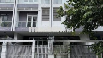 Bán Nhà 10x20m hầm 3 lầu KDC Dương Hồng Xã Bình Hưng, Bình Chánh