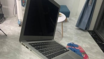 Macbook giá rẻ 4tr9 tại Buôn Hồ