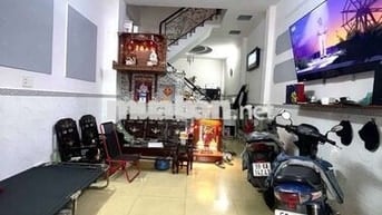 Bán nhà Cạnh Tên Lửa - 4×11.75m - 3 tầng: Chỉ 5.7 t.ỷ.
