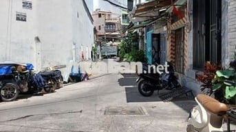 Bán nhà đẹp, ngay an dương vương , sát mặt  tiền xe tải, nhỉh 4tỷ lớn 