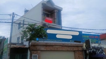 Cho thuê nhà nguyên căn mặt tiền Kha Vạn Cân, Thủ Đức. LH 0902779829