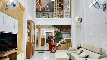 NGỘP BANK chỉ 10 tỷ xíu có nhà 5L HXH 1 trục Quang Trung 88m2 có T.máy