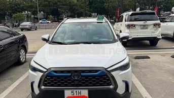 Toyota Cross HV 2021 Trắng 120.000 KM