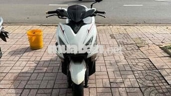 Yamaha NVX 155 ABS Trắng