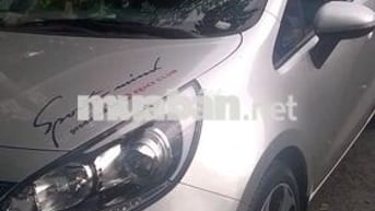 KIA RIO HATCHBACK 2013_  Bạc đi  99.000 km