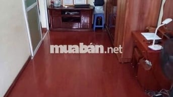 Cho thuê nhà tập thể bê tông chèm tầng 1 - đông ngạc 
