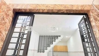 Nhà Huỳnh Tấn Phát, TT Nhà Bè. 3,2m x 7,5m, trệt lầu 2pn, 2 wc