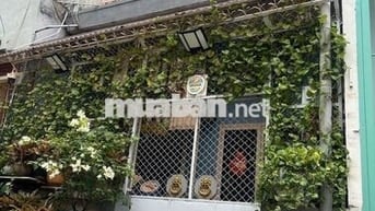 Nhà bán nhanh hẻm xe hơi ngay trung tâm p1, Tân Bình