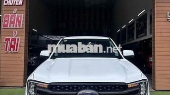 Ford Ranger XLS 2023 Diesel Tự động 6 cấp Trắng
