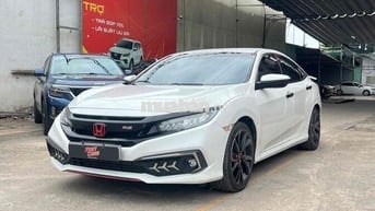 Honda Civic RS 2020 đi 73.000 km không lỗi lầm