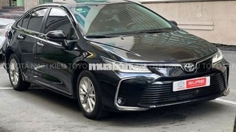 Toyota Altis 1.8G 2023 Đen 30.000 km