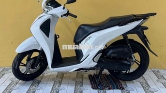 Honda SH 125 2018 Trắng đen