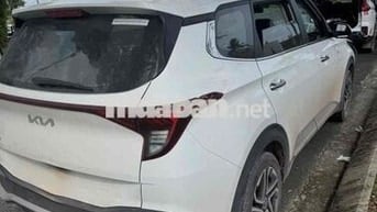 Kia Carens 2010 Trắng 7 chỗ số tự động