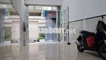 Cho thuê nhà nguyên căn.Đường Huỳnh Văn Bánh, Phường 17.Quận Phú Nhuận