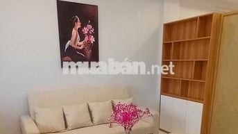 Chính chủ muốn bán hoặc cho thuê căn lầu 1 chung cư Trần Quang Diệu.