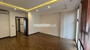 Giảm giá sàn văn phòng 70m² tại Nguyên Hồng, Đống Đa, LH  E Đô