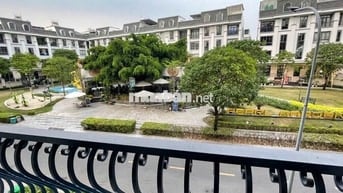 CHO THUÊ VĂN PHÒNG 75M² FULL NỘI THẤT, SẴN VÁCH KÍNH - VẠN PHÚC CITY
