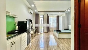 studio tách bếp bancol cửa sổ gần đại học Bách Khoa, Huflit quận 10