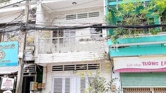 Bàu Cát, Q. Tân Bình. Cho thuê nhà mặt tiền nguyên căn! Dt 5*20, 3 lầu