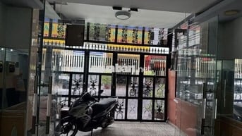 CHO THUÊ MẶT BẰNG ĐƯỜNG HÒA HẢO QUẬN 10