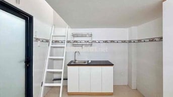 Sơn Kỳ Phòng 20m2 có gác , nội thất cơ bản 3tr4