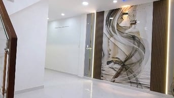 NHÀ HẺM ĐOÀN VĂN BƠ (KHU ẨM THỰC VĨNH KHÁNH), 5mx8m(2Lầu), GIÁ 5TY450