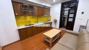Tập thể Huỳnh Thúc Kháng-Thành Công, 70m 3PN 2WC, ô tô đỗ cửa, SĐCC