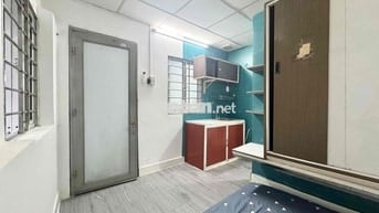 Phòng Công hoà , Nội thất đầy đủ , máy lạnh , máy giặt chung
