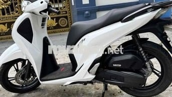 Honda SH Trắng
