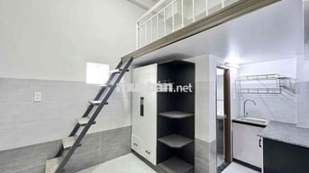 Phòng trọ mới có cửa sổ ngay Hoàng Diệu 2,Linh Trung,ngã tư thủ đức