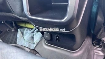 Ford Ranger XLS AT 1 cầu 2024 27500 km Màu cam