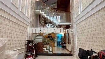 NHÀ SIÊU ĐẸP_CÁCH NGÃ 4 GA 300M _5PN GIÁ 12 TRIỆU