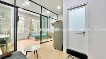 CHDV full nội thất 1pn cửa sổ cực thoáng, máy giặt riêng ngay sân bay